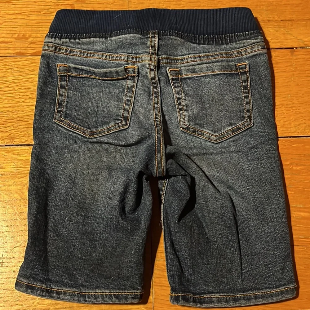 Kids Old Navy Karate Slim Built in Flex Max Jeans Shorts sz XS / 5